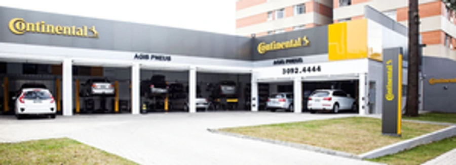 Fachada da AGIS Car Service no Batel